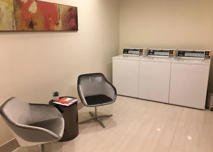 Fullon Hotel Taoyuan Airport Access Mrt A8